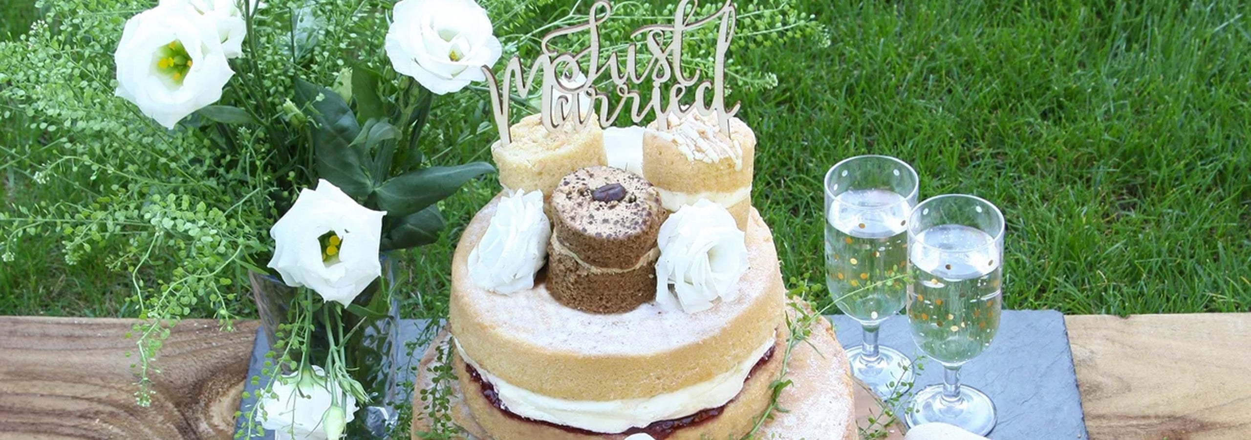 Supermarket Wedding Cakes Occasions Blog Sponge