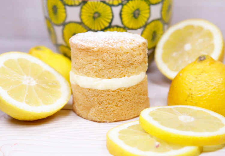 Lemon Baby Sponge Moment