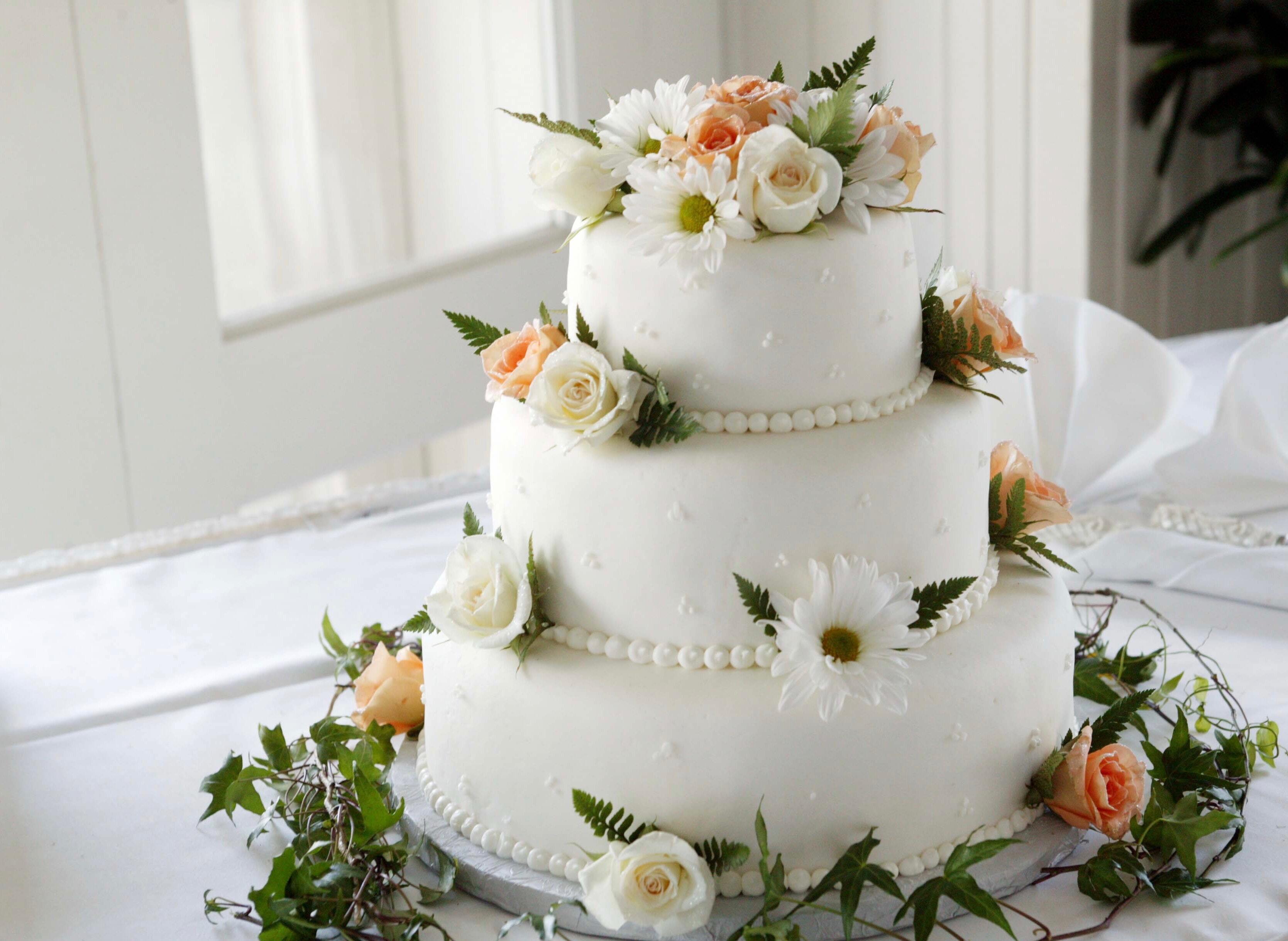 White Wedding Cake - Wedding Cake Traditions