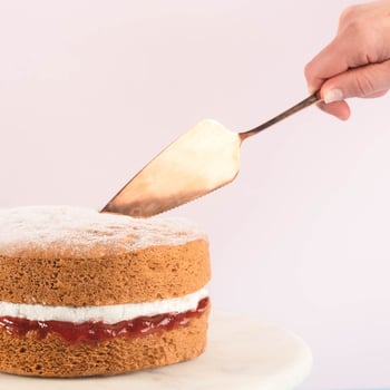 victoria sponge - vegan
