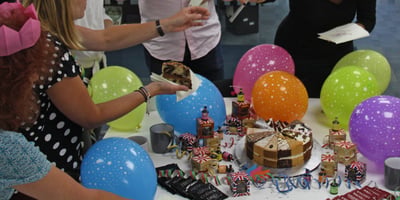 Cake for the office - cake in office - Blog Banner