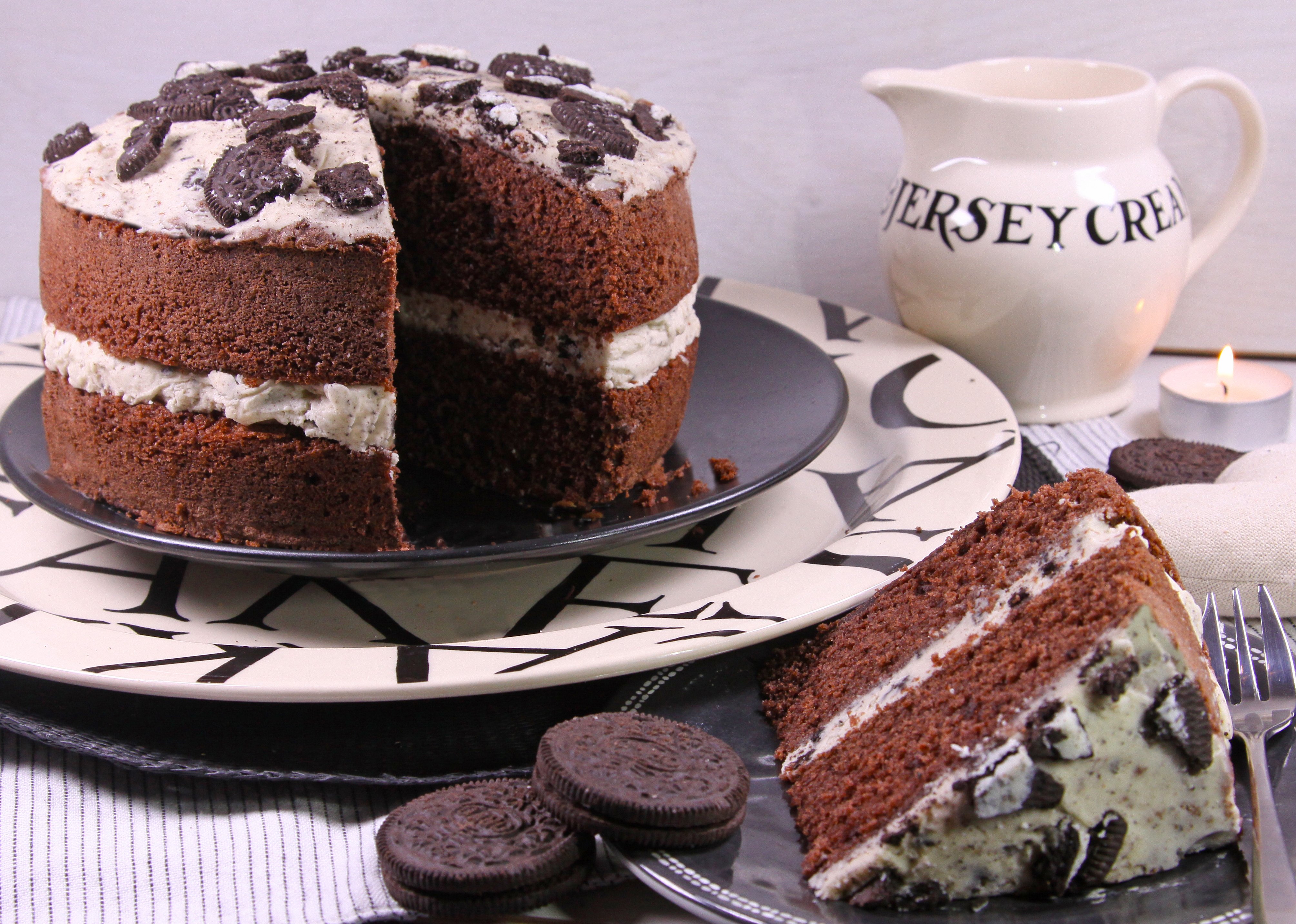 Cookies N Cream Cake