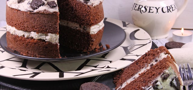 Cookies N Cream Cake