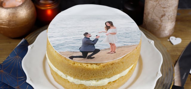 Engagement Cakes - Blog Banner