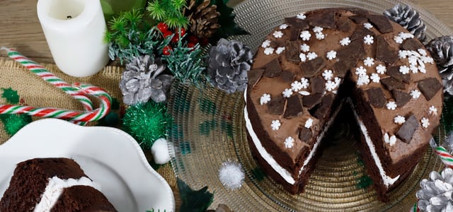Vegan Peppermint Crisp Cake - Free From Christmas - Blog Banner