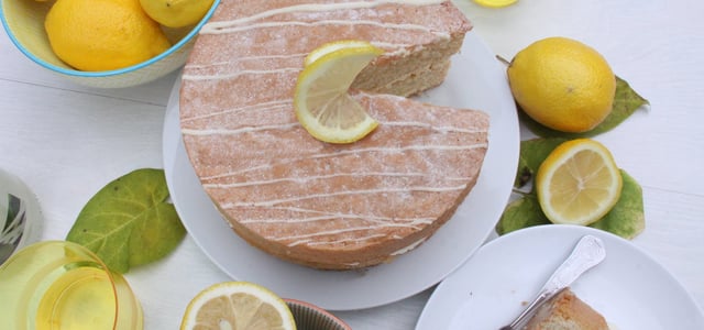 Lemon Drizzle Cake