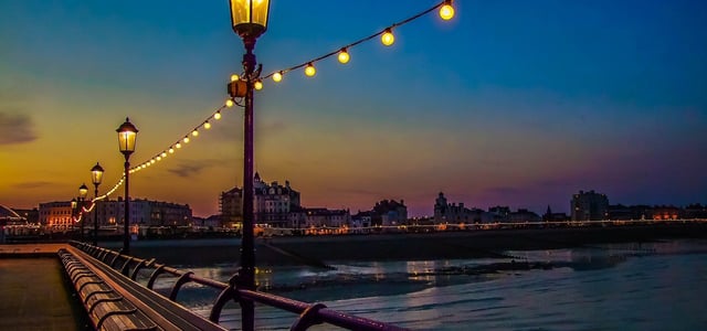 Brighton pier - Brighton & Hove Brownie Delivery Service