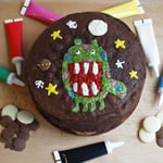 Chocolate Cake Decorating Kit
